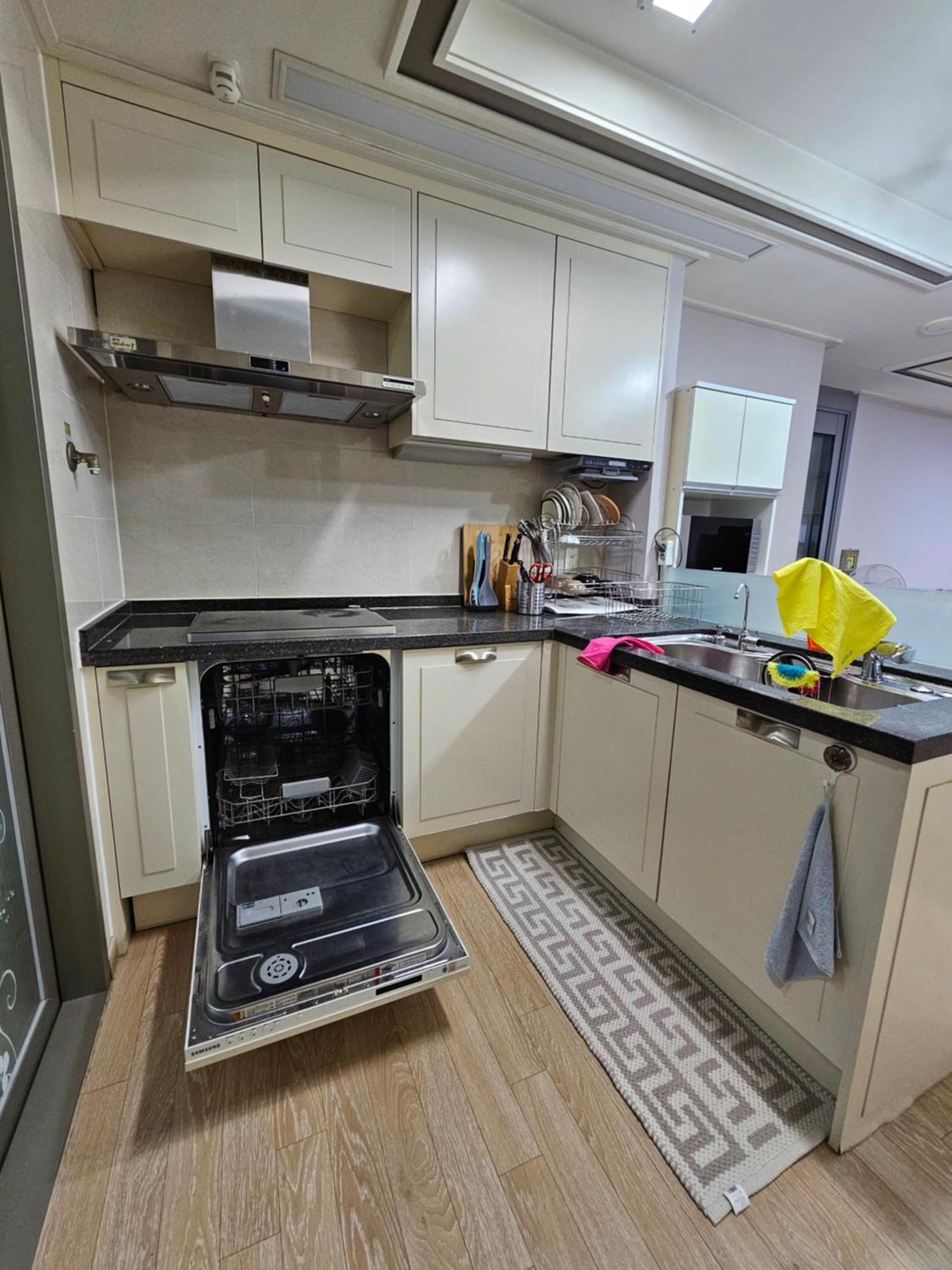 Near The Swiss Grand 110㎡ 3bedrooms *