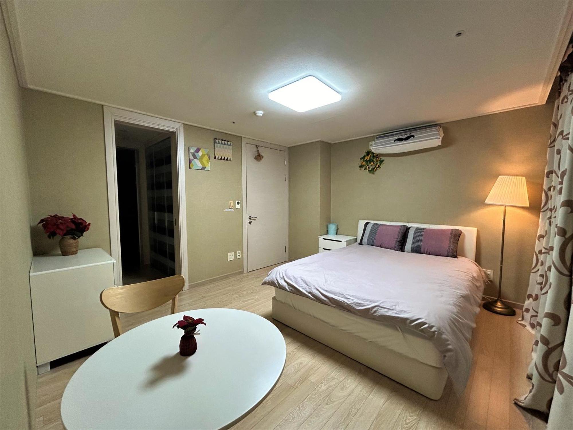 Near The Swiss Grand 110㎡ 3bedrooms Apartment Seoul