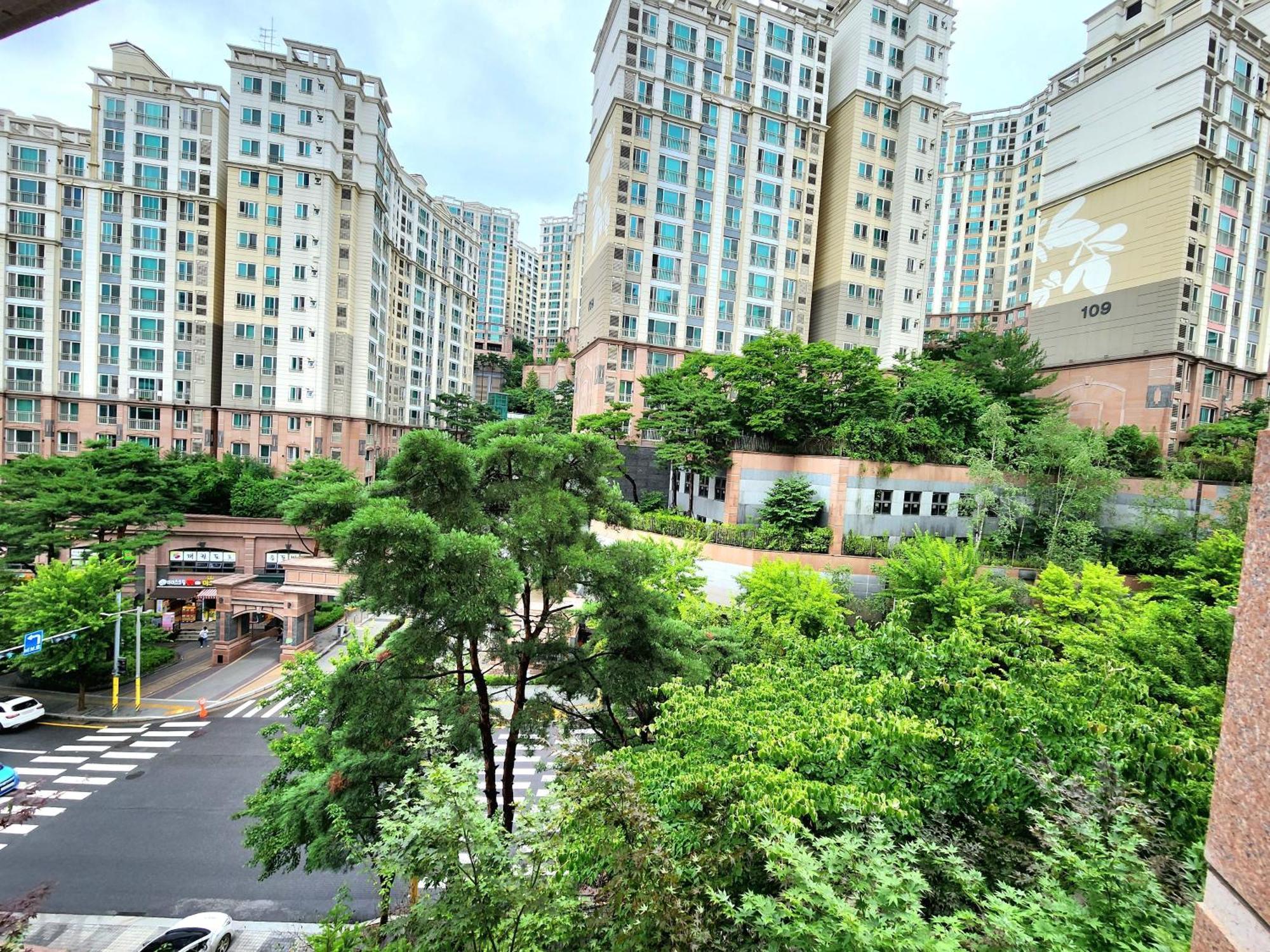 Near The Swiss Grand 110㎡ 3bedrooms Apartment